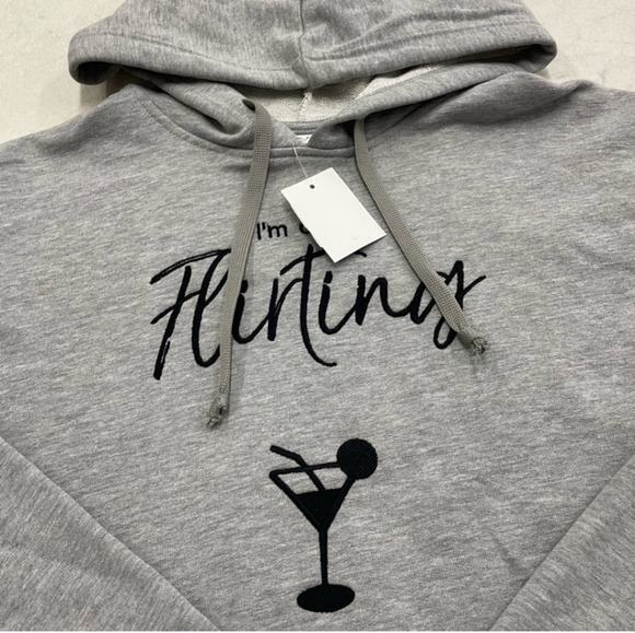 Chiara Ferragni Cream Sweatshirt with Flirty Eyes Graphic NWT - Picture 3 of 3